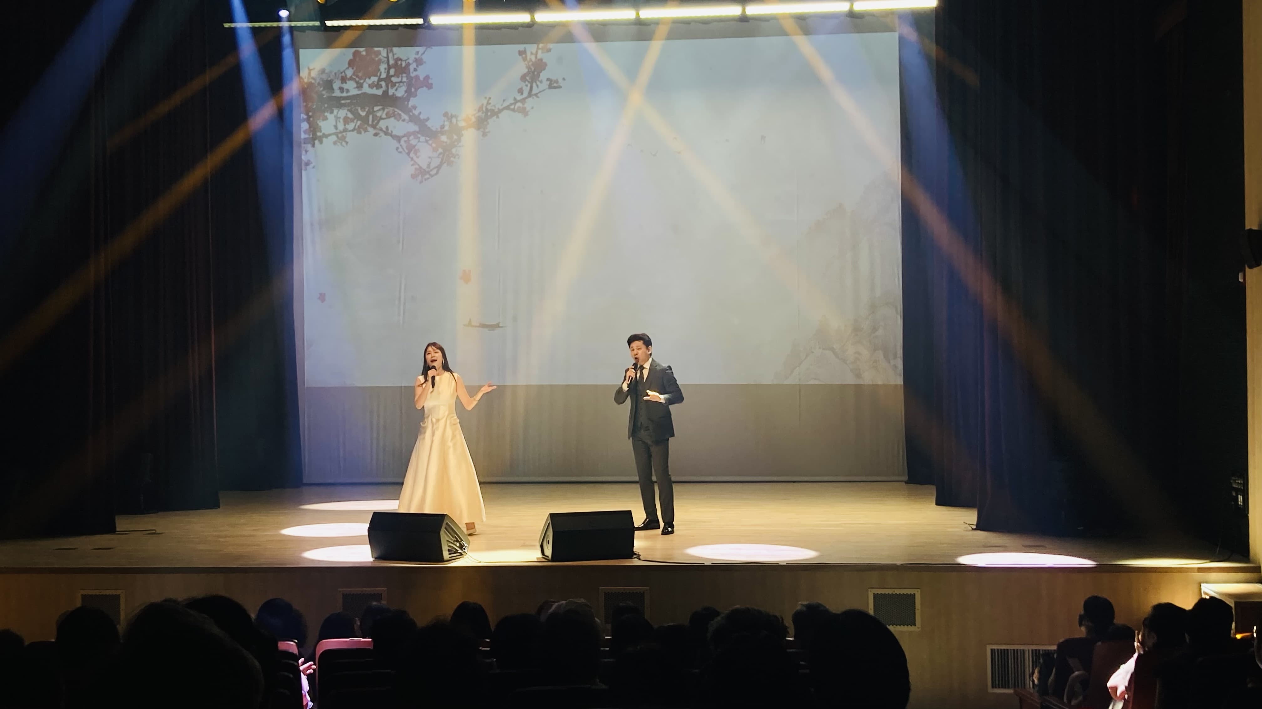 마티네 콘서트 <음악에 안기다, 안김 콘서트>